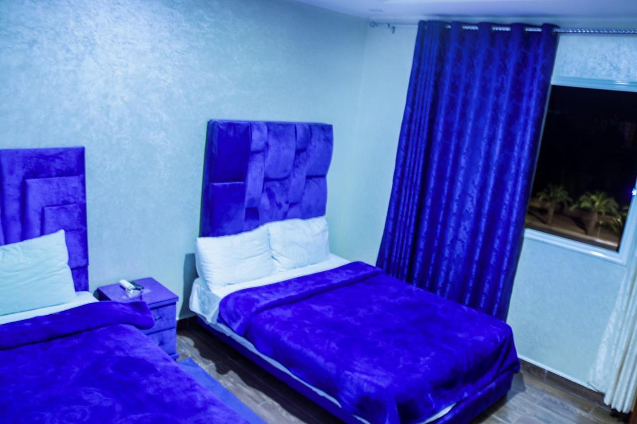 Hotel Borj El Arab Kourigha Buitenkant foto