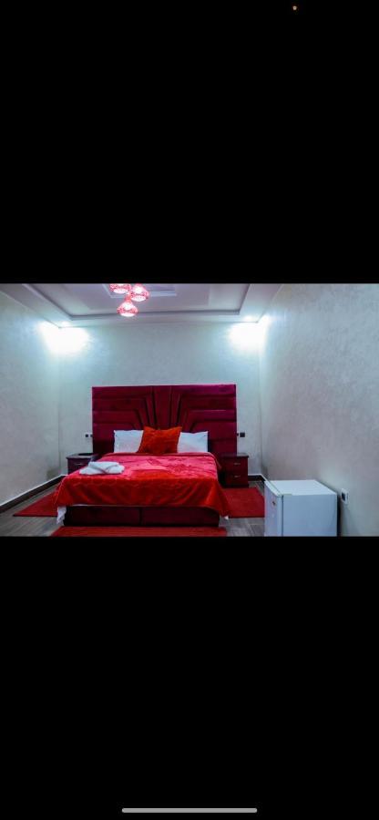 Hotel Borj El Arab Kourigha Buitenkant foto