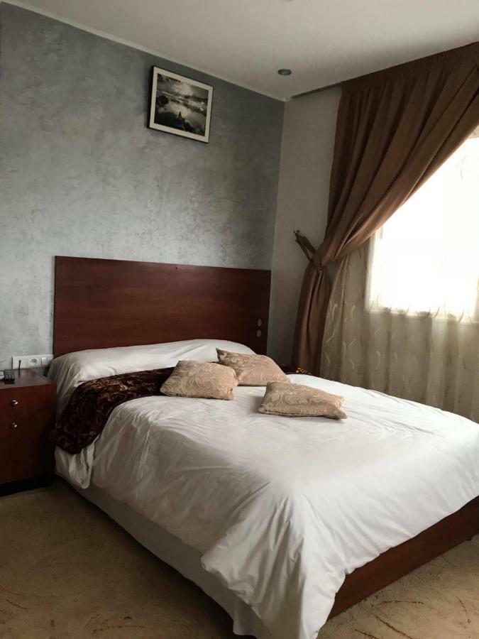 Hotel Borj El Arab Kourigha Buitenkant foto